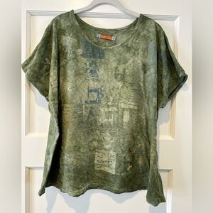 Blue Fish Moon Tee - Moss